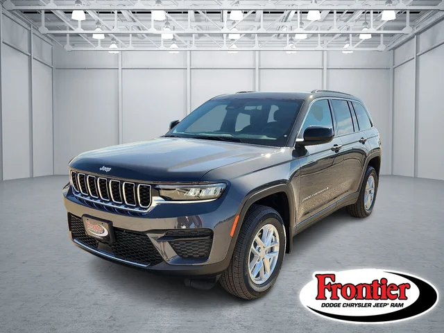 2025 Jeep Grand Cherokee LAREDO X 4X4