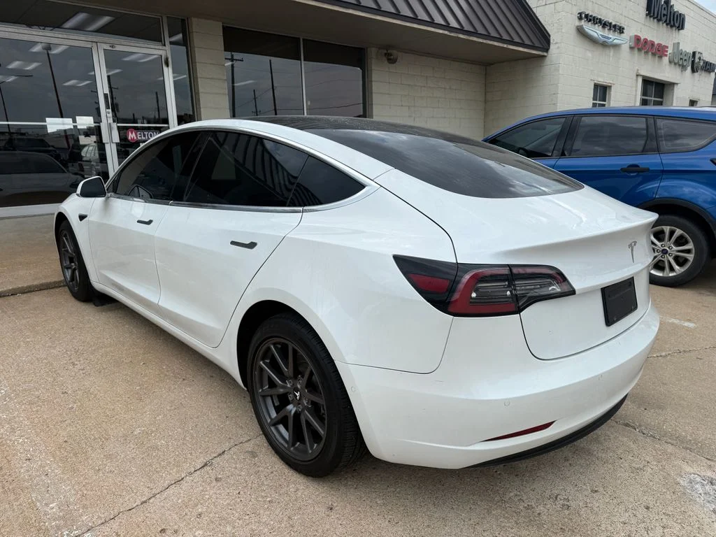 Used 2020 White Tesla Standard Range Plus image 8