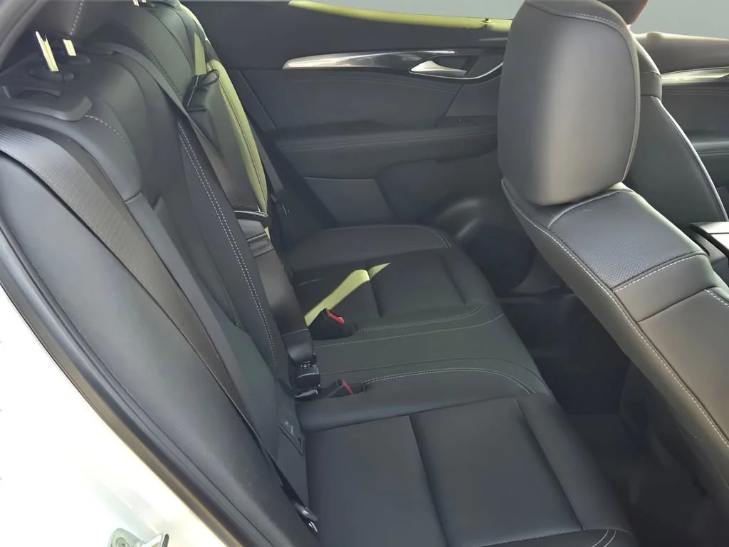 2025 Buick Envision Preferred - Photo 12