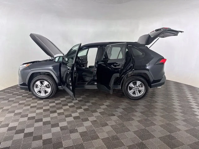 Used 2025 Black Toyota XLE image 9