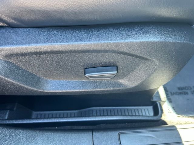 Used 2024 Silver Metallic Ford SEL image 11