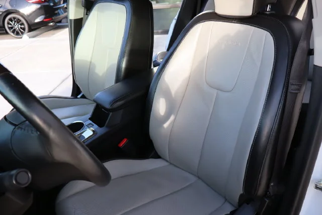 Used 2016 Summit White GMC Denali image 10