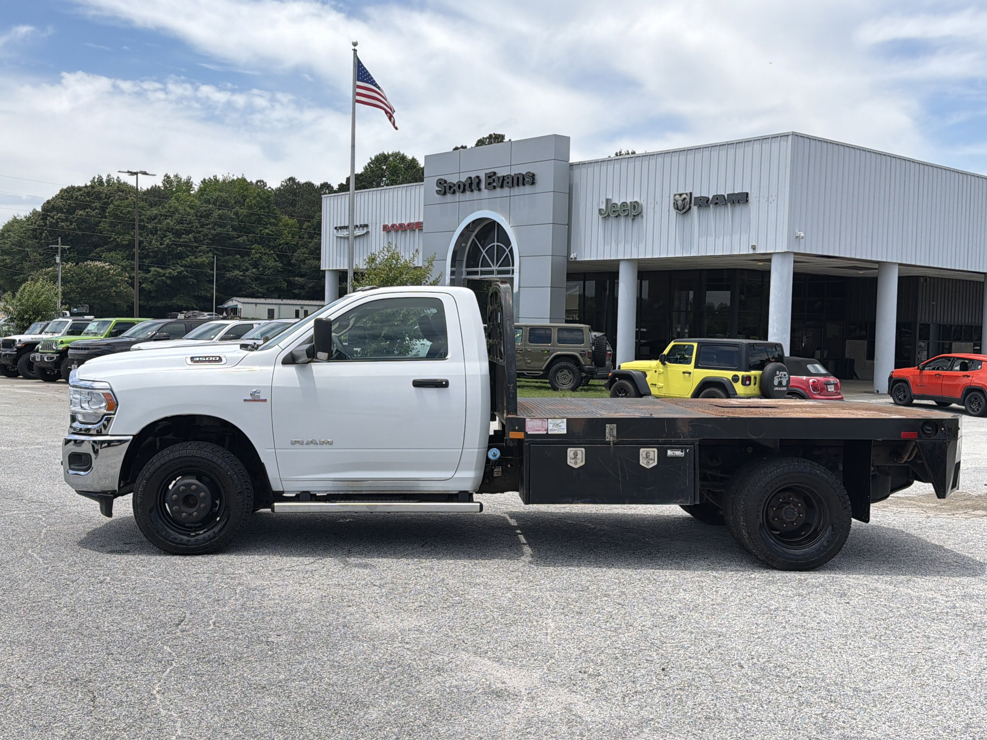 Used 2019 Bright White Clearcoat Ram Tradesman image 5