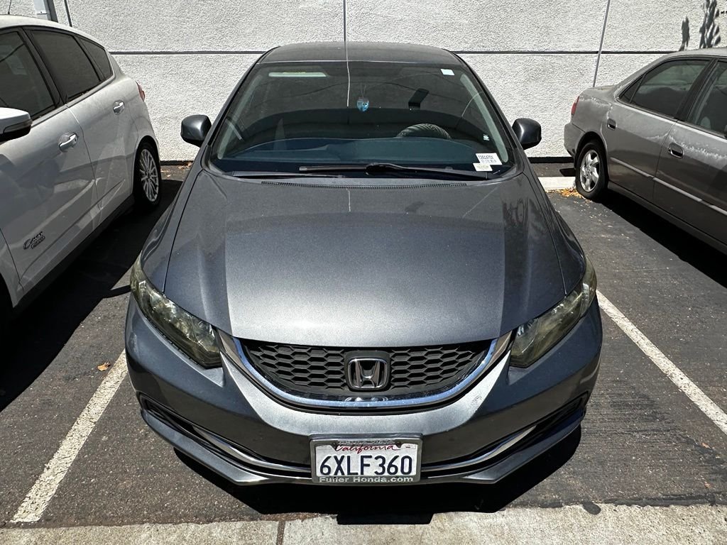 Used 2013  Honda LX image 2