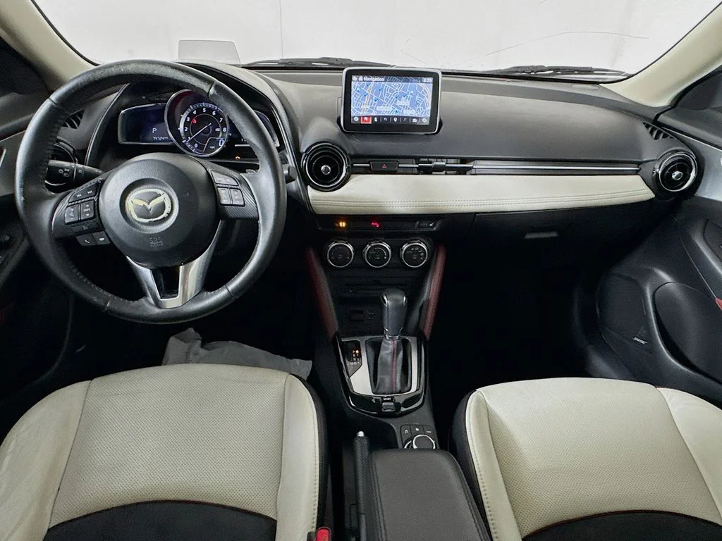 Used 2016 White Mazda Grand Touring image 28