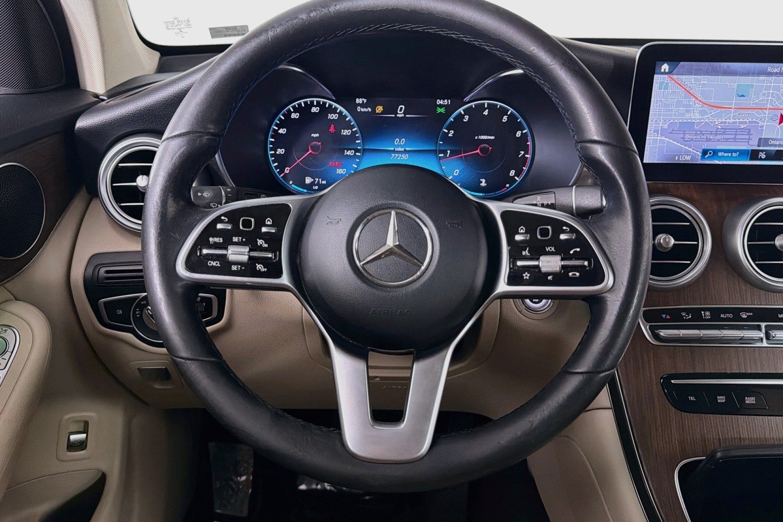 Used 2022 Black Mercedes-Benz 300 image 17