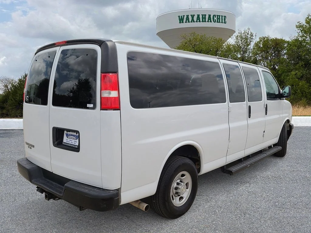 Used 2023 White Chevrolet LS image 5