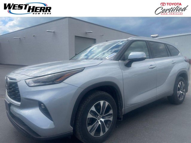 2025 Toyota Highlander Hybrid XLE