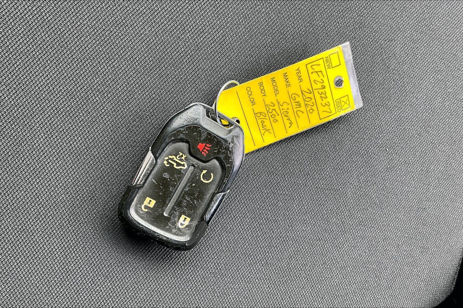 Used 2020 Onyx Black GMC SLE image 15