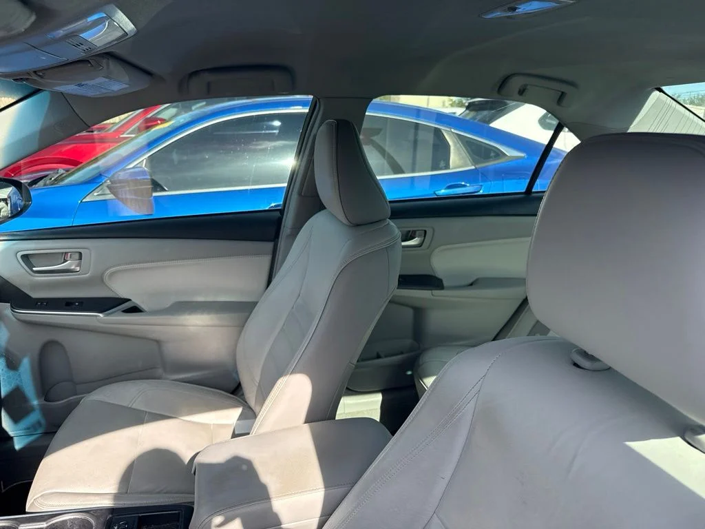 Used 2016 Beige Toyota XLE image 3