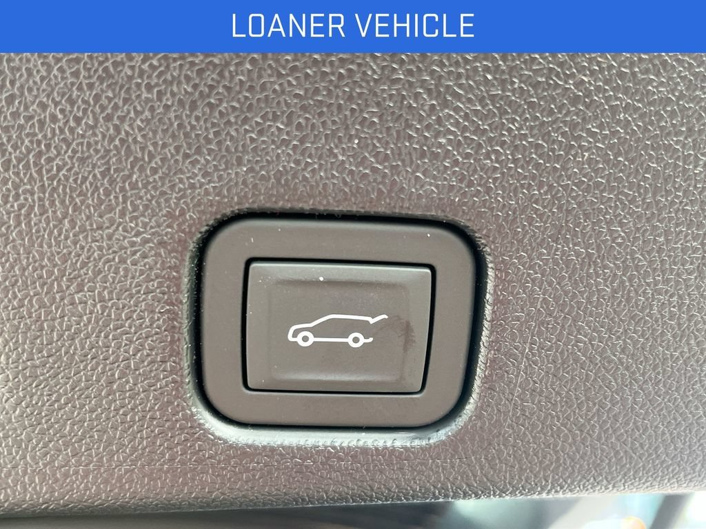 New 2026 Glacier White Tricoat GMC AT4 image 39