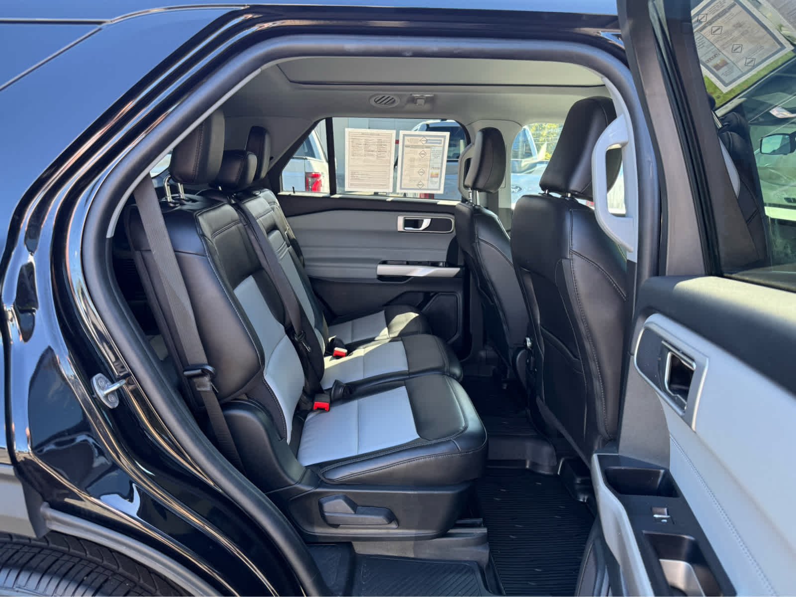 Used 2023 Agate Black Ford XLT image 13