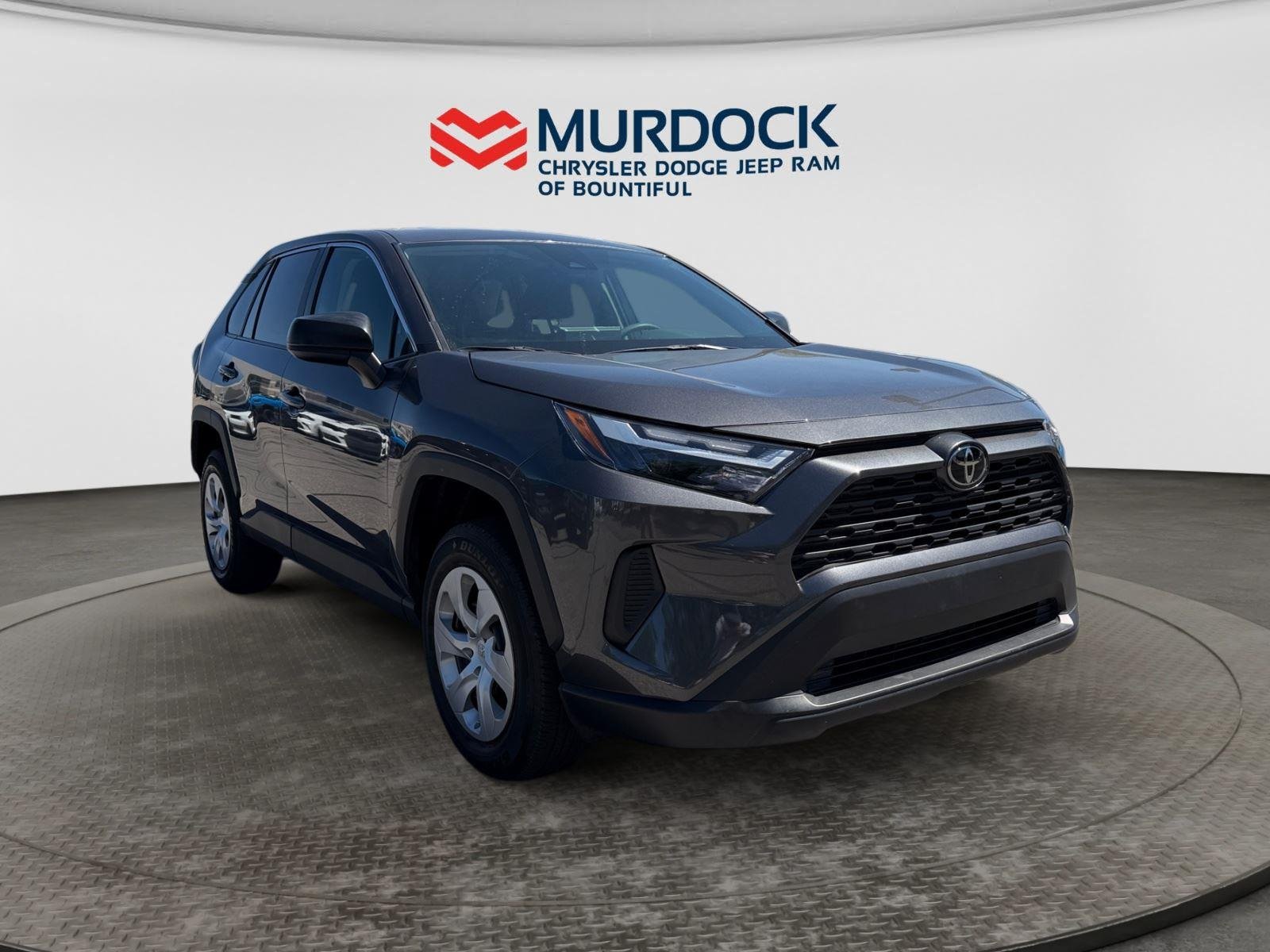 2024 Toyota RAV4 LE - Photo 7