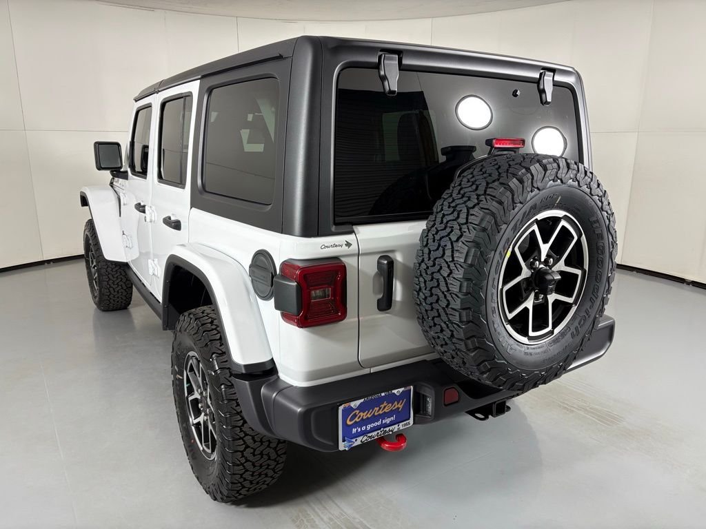 New 2026 Bright White Clear-Coat Exterior Paint Jeep Rubicon image 6