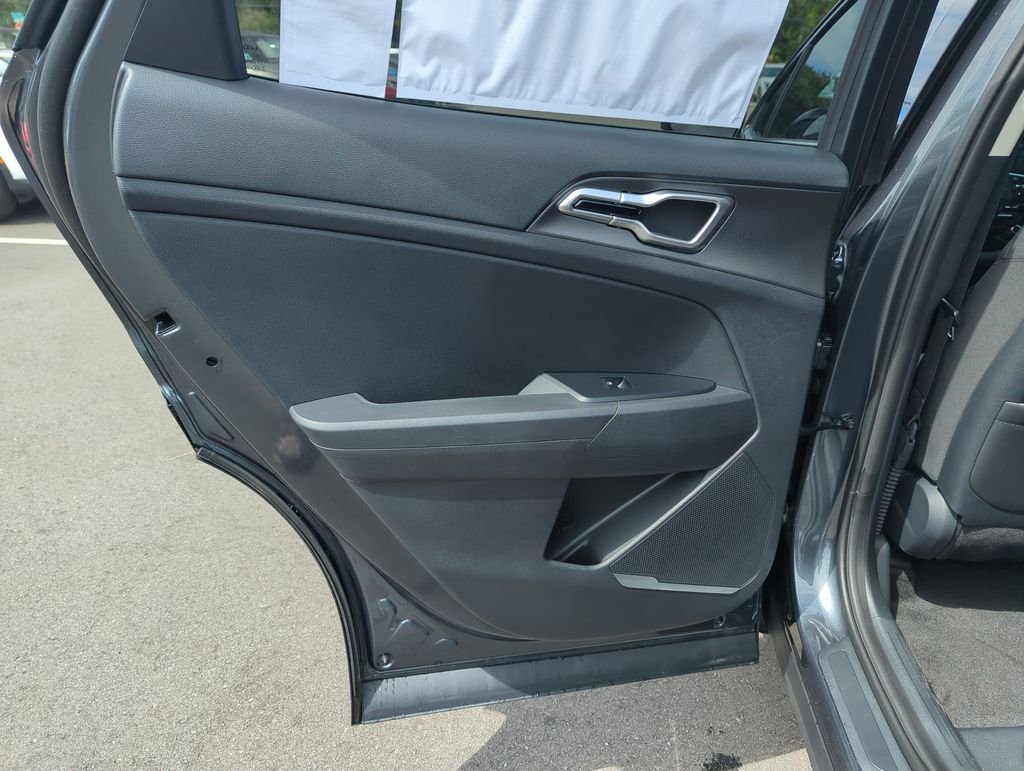 New 2027 Gravity Gray Kia S image 27
