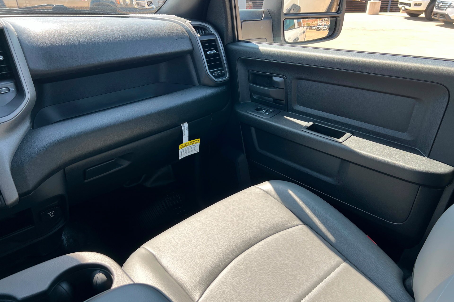 2026 RAM Ram 3500 Pickup Tradesman - Photo 11