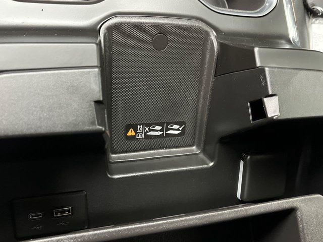 Used 2024 Titanium Rush Metallic GMC Elevation image 28