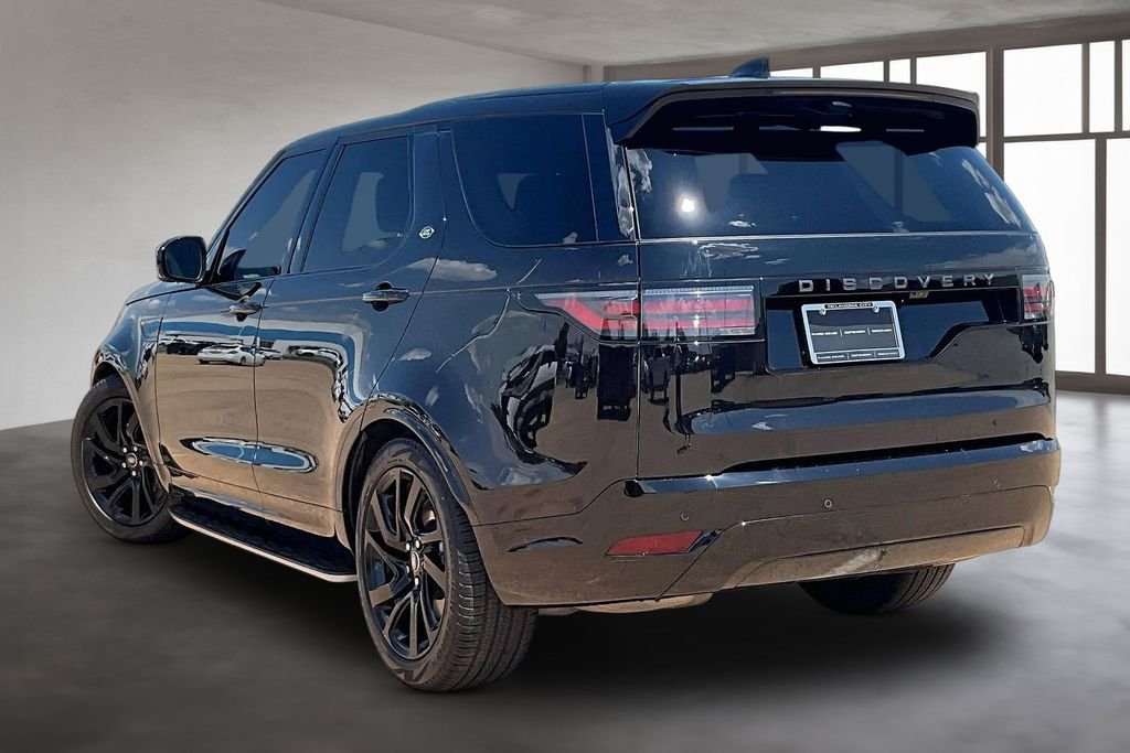 Used 2024 Black Land Rover Dynamic SE image 11