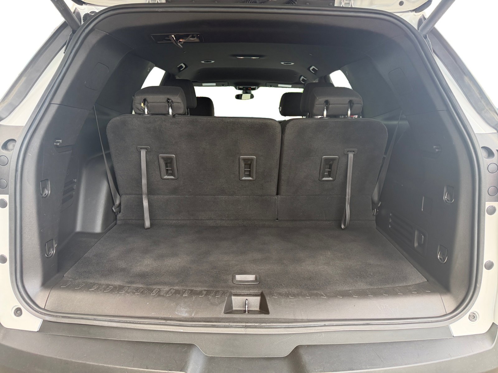 Used 2022 Summit White Chevrolet LT Cloth image 38