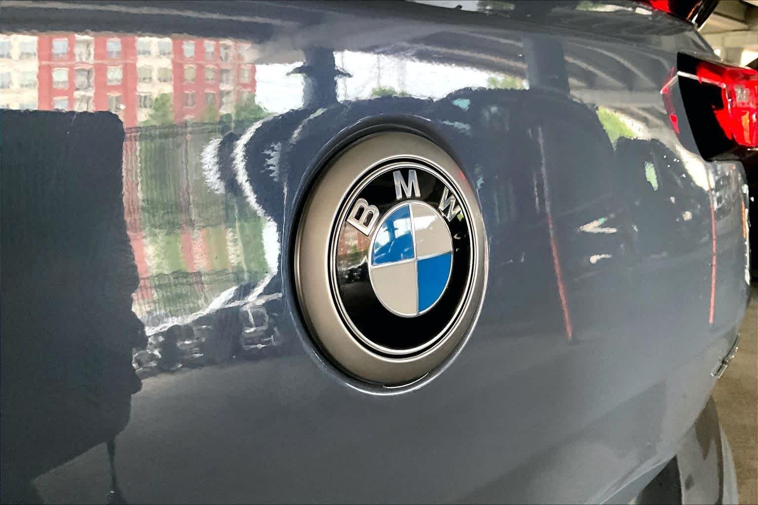 Used 2025 Storm Bay Metallic BMW xDrive28i image 30