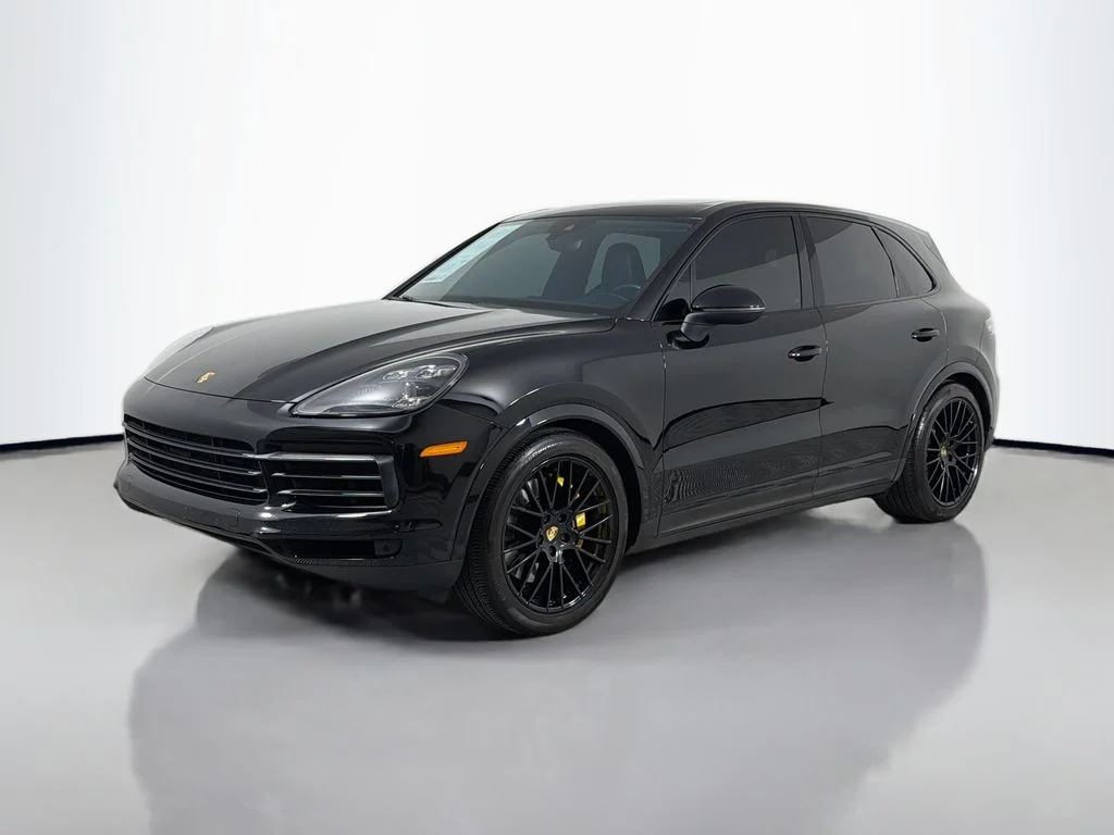 2020 Porsche Cayenne S's photo