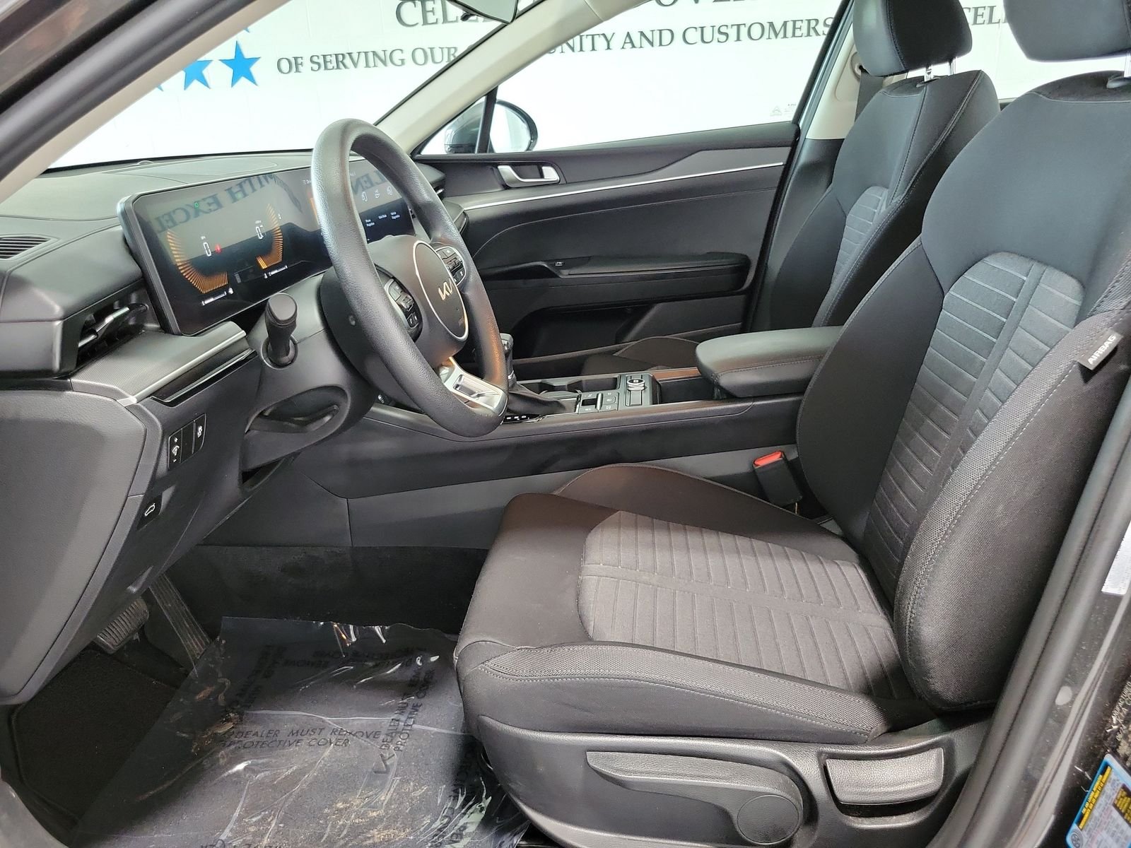 Used 2025 Gray Kia LXS image 8