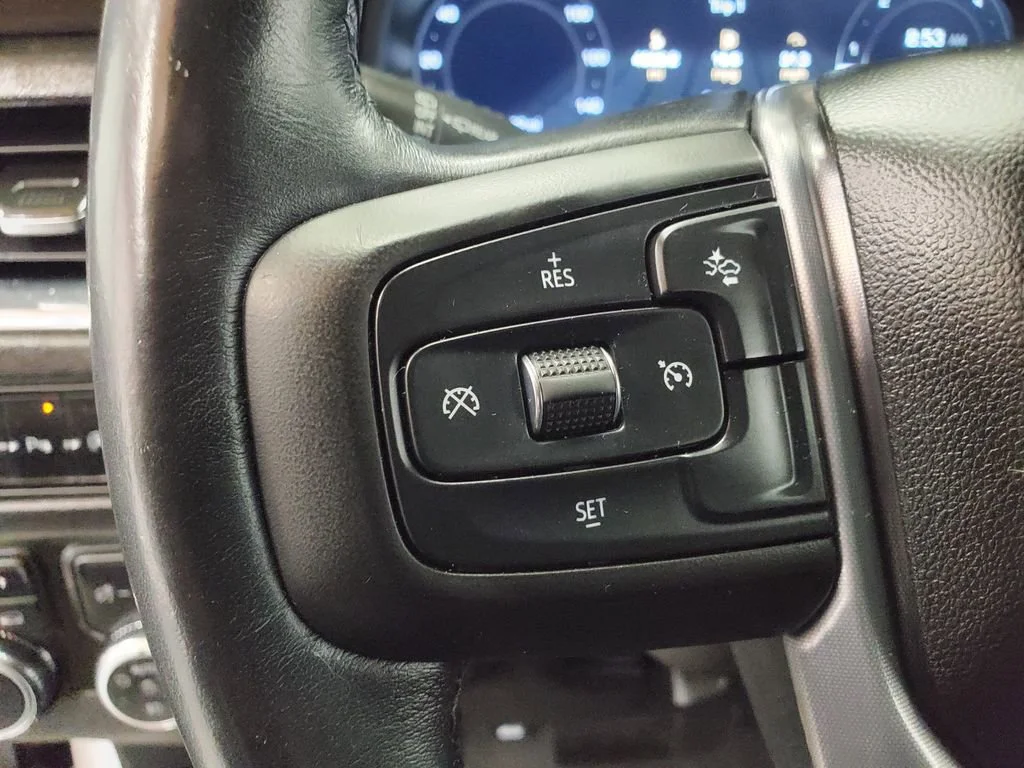 Used 2023 Summit White GMC SLE image 14