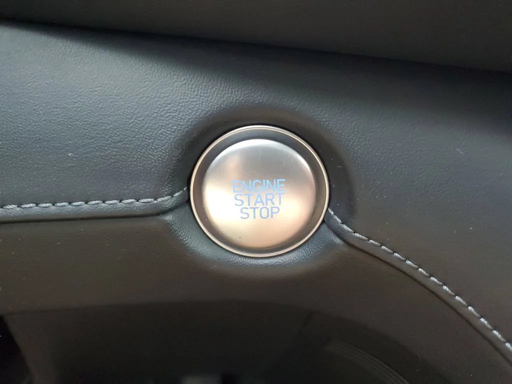 Used 2022 Red Hyundai SEL image 21