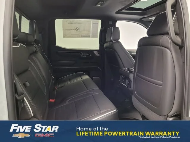 2026 GMC Sierra 1500 AT4X - Photo 11