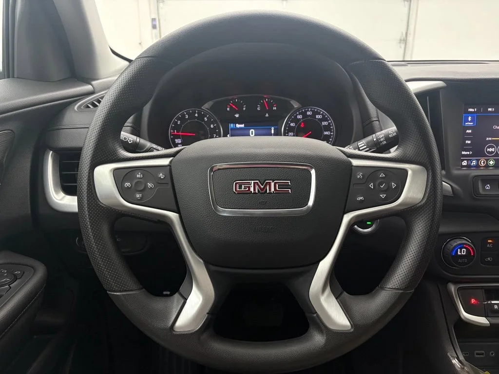 Used 2023 Summit White GMC SLE image 18