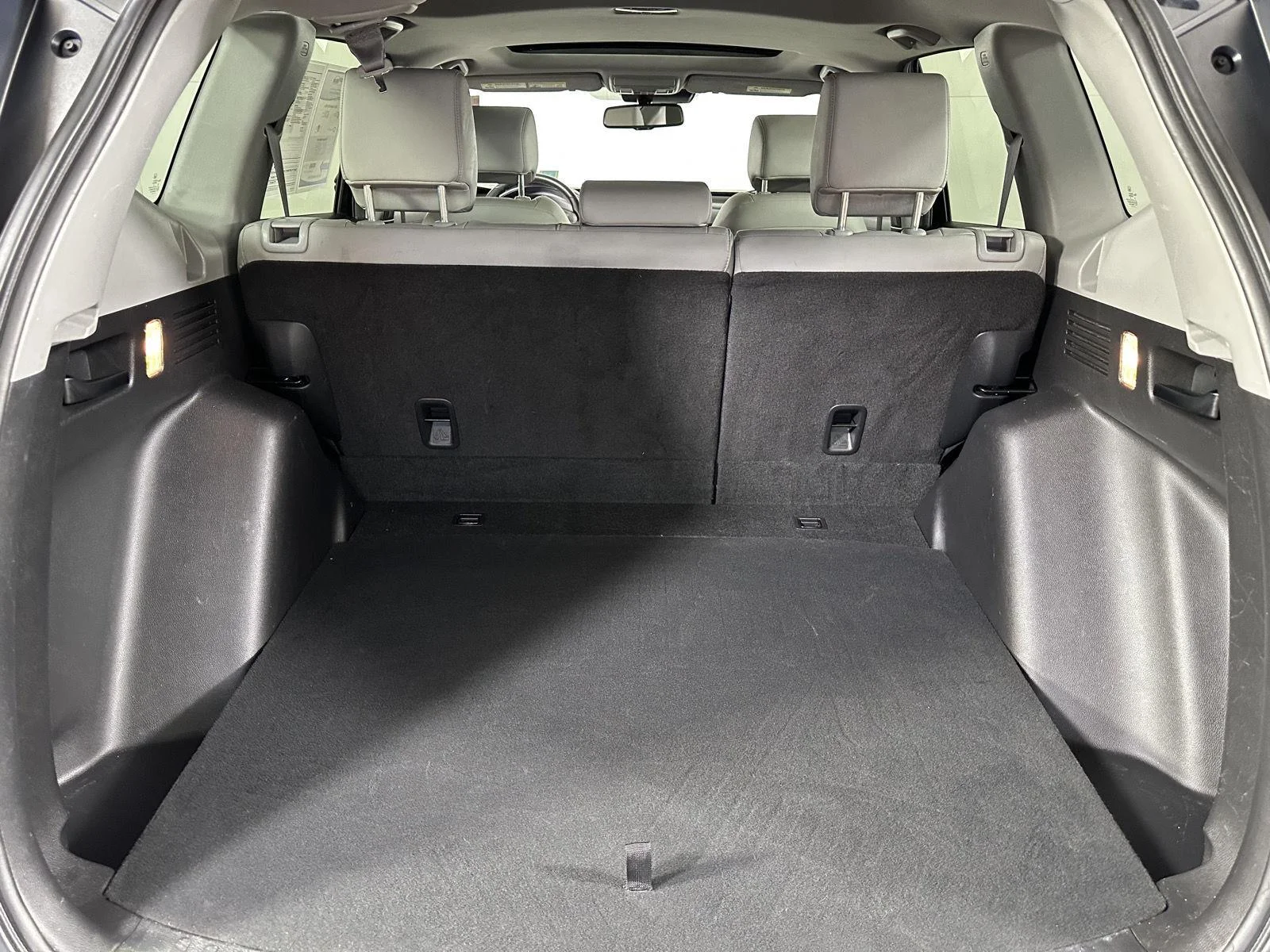 Used 2022 Crystal Black Pearl Honda EX-L image 19