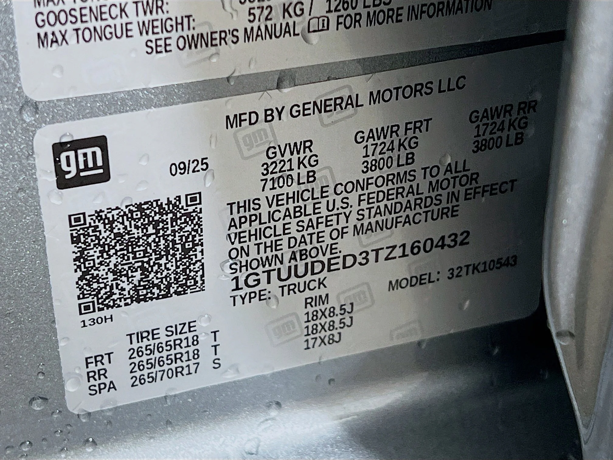 Used 2026 Sterling Metallic GMC SLT image 12