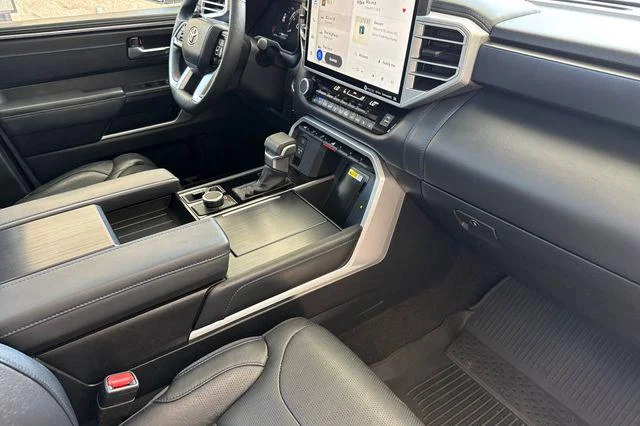 Certified Used 2023 WIND CHILL PEARL* Toyota  image 20