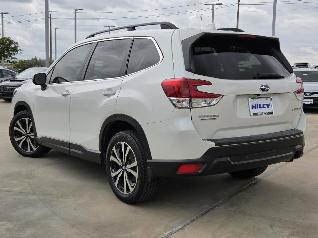 Used 2019 White Subaru Limited image 3