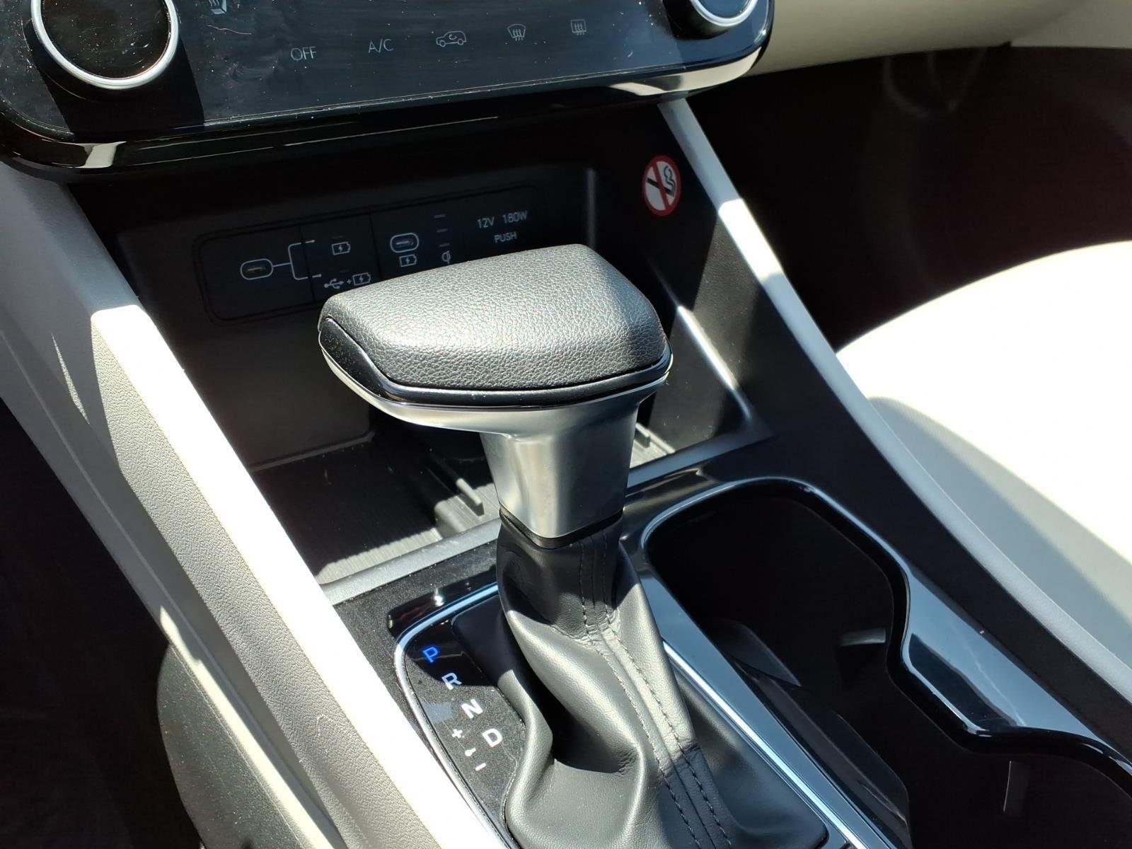 Used 2025 Atlantis Blue Hyundai SEL image 7