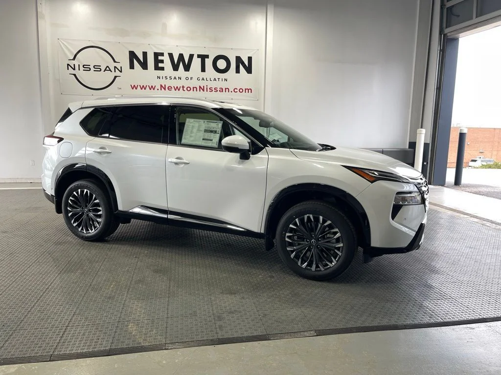 New 2026 Everest White Pearl TriCoat Nissan Platinum image 2