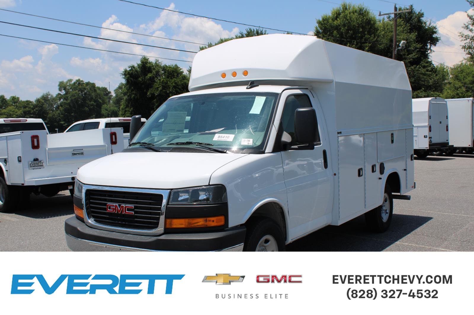 2025 GMC Savana Cutaway