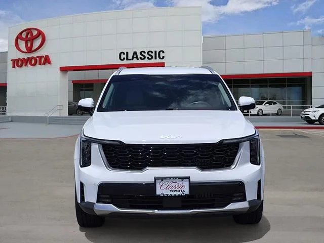 Used 2026 Glacial White Pearl Kia EX image 2
