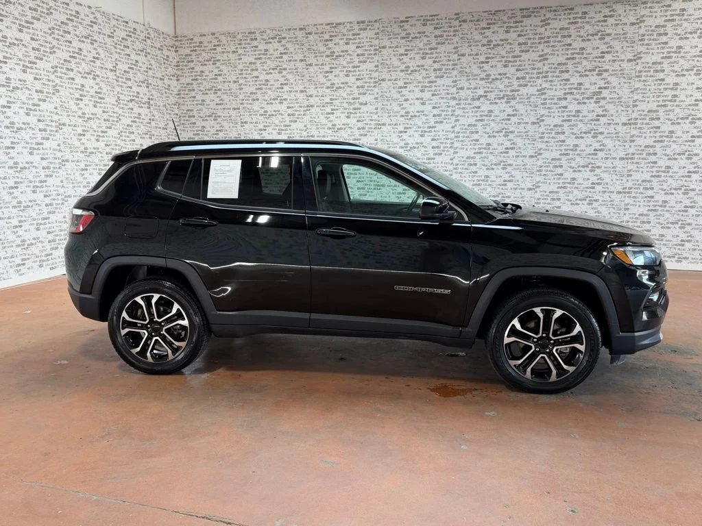 Used 2022 Black Jeep Limited image 7