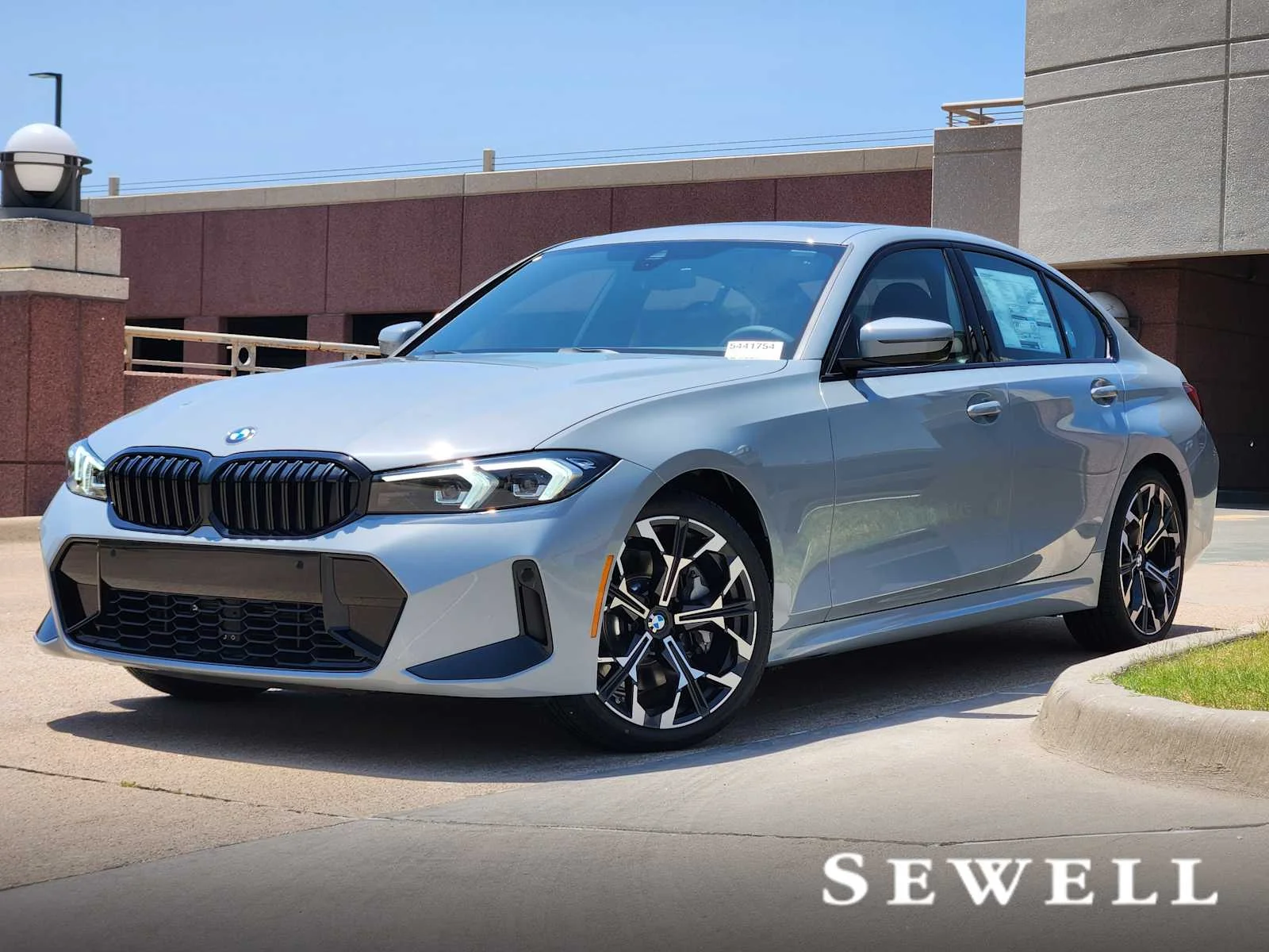 2026 BMW 330i 
