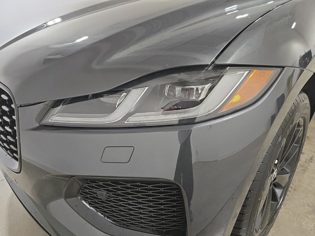2026 Jaguar F-Pace R-Dynamic S - Photo 26