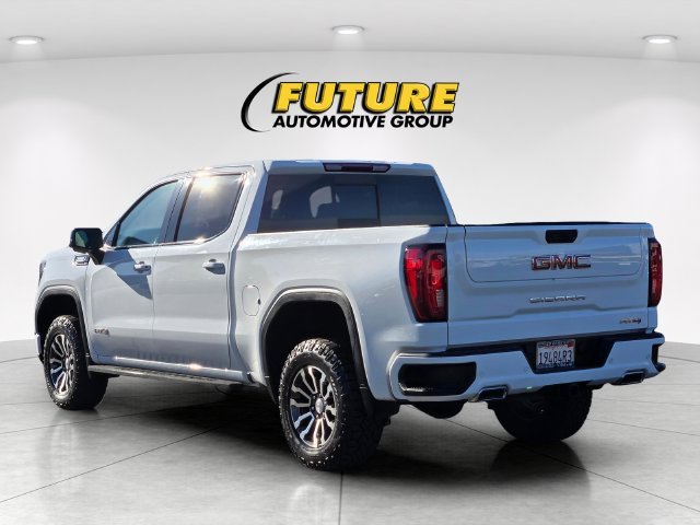 Used 2023 White GMC AT4 image 6
