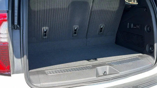 New 2026 Summit White GMC Denali image 27
