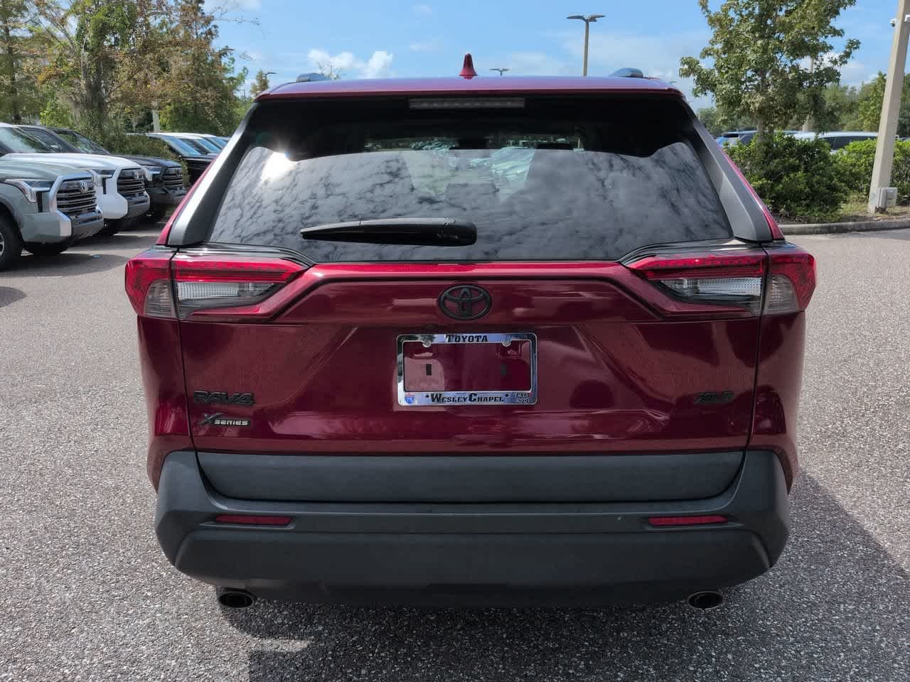 Certified Used 2021 Ruby Flare Pearl Toyota XLE image 5