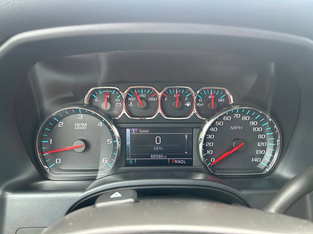 Used 2018 CAJUN RED TINTCOAT Chevrolet LT image 24