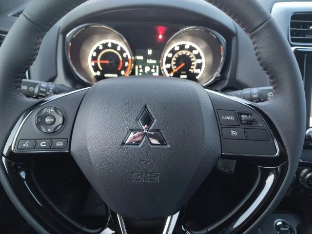 New 2026 White Mitsubishi  image 13