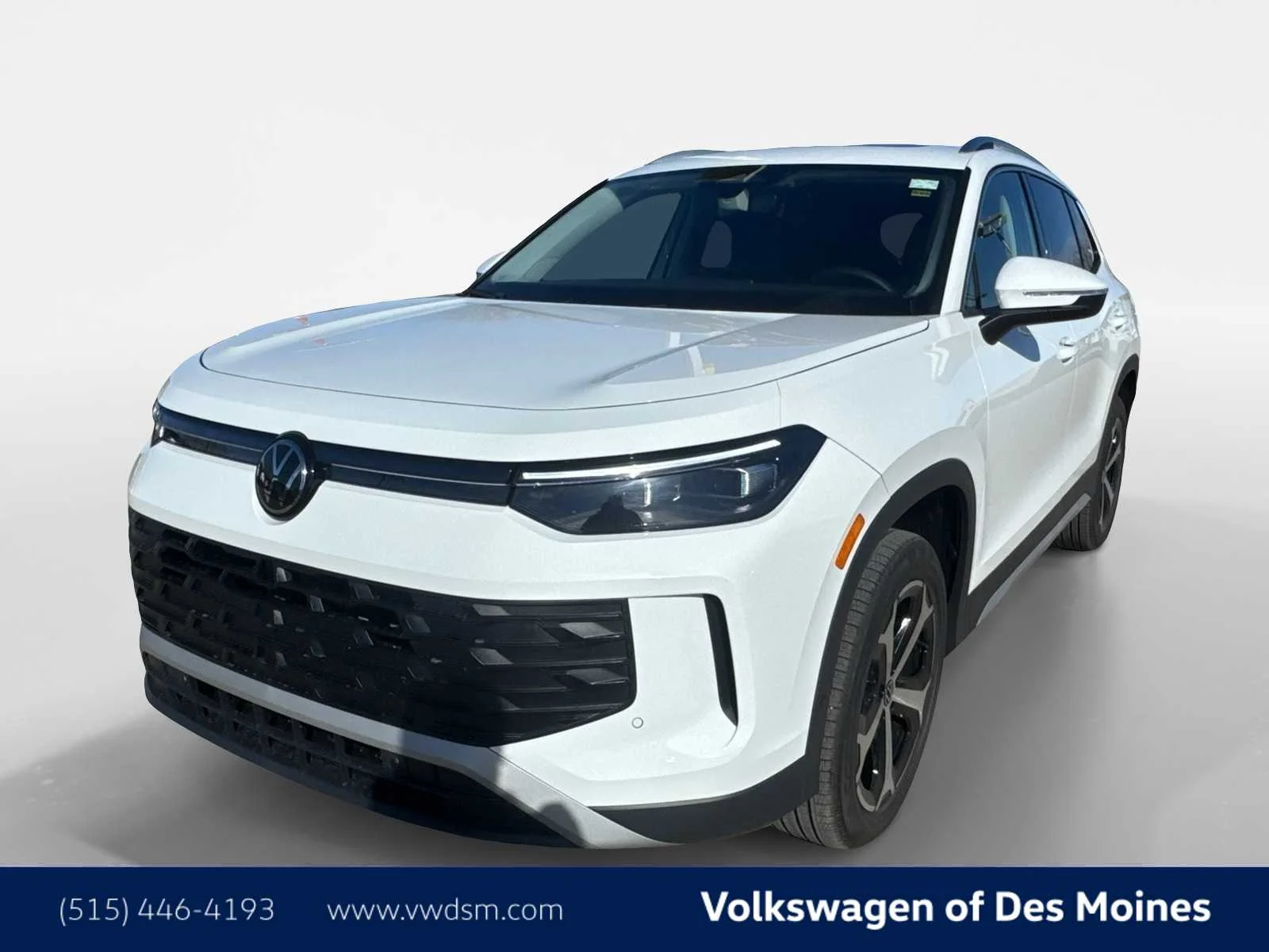2026 Volkswagen Tiguan 2.0T SE 4Motion's photo