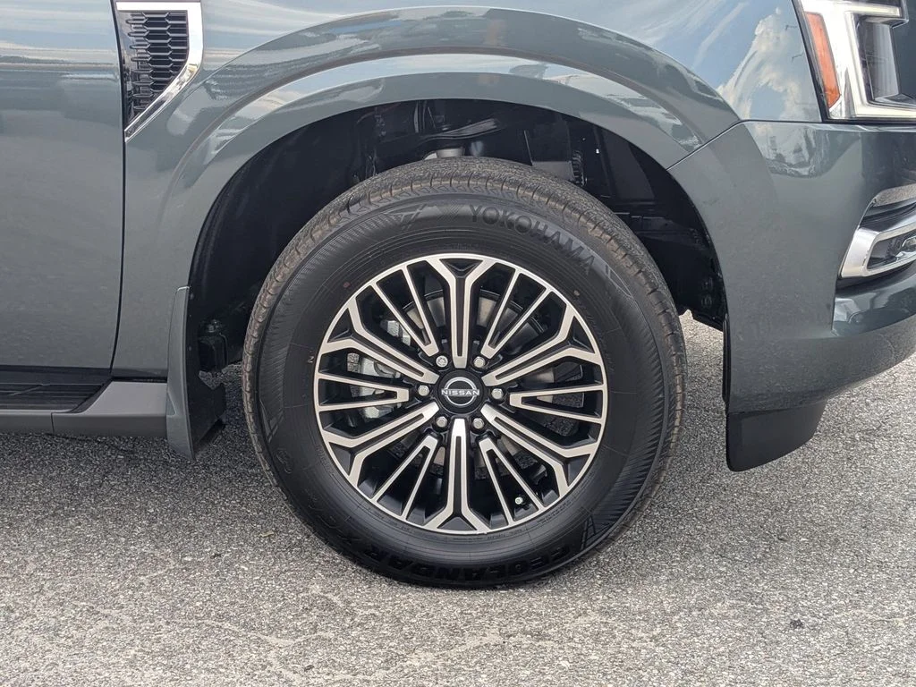 2026 Nissan Armada SL - Photo 11
