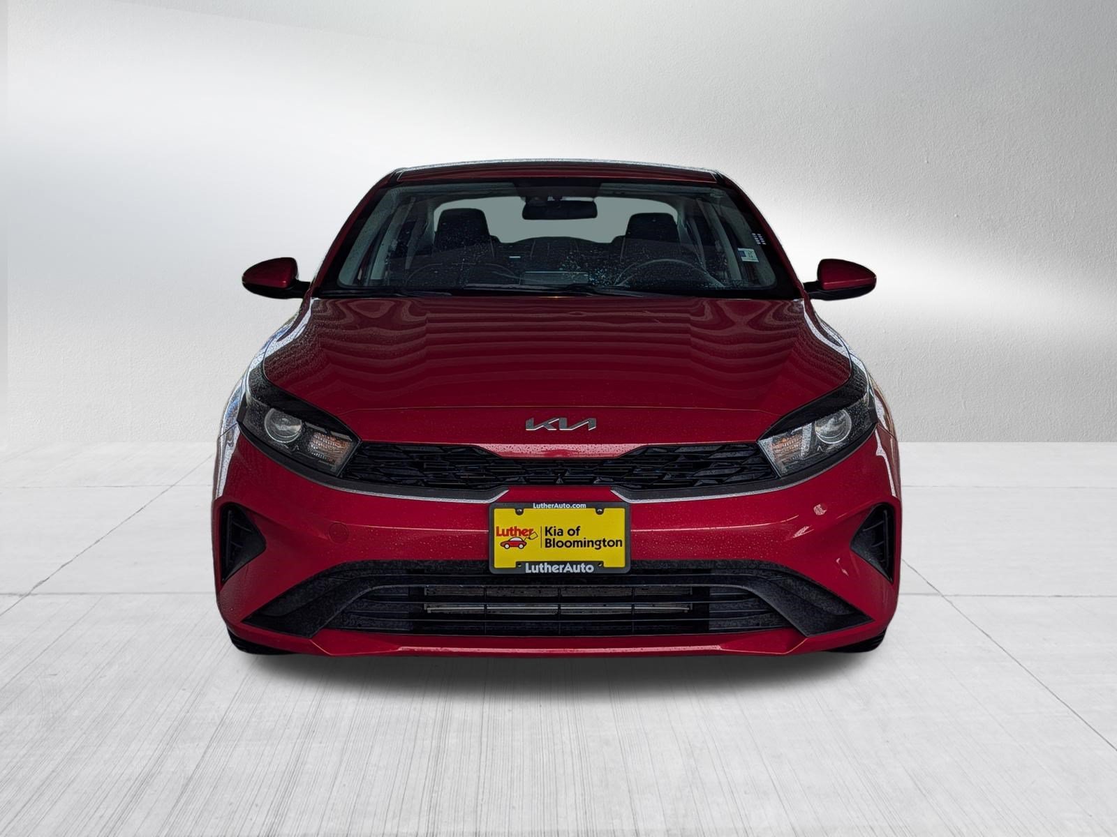 Used 2022 Kia FORTE LXS with VIN 3KPF24AD6NE442096 for sale in Bloomington, MN
