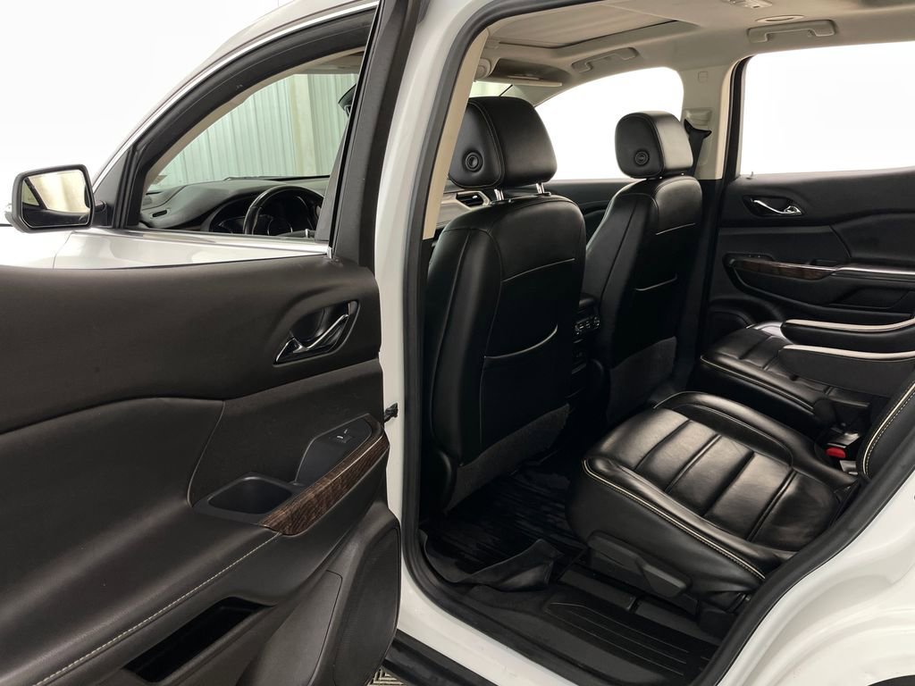 2021 GMC Acadia Denali - Photo 47